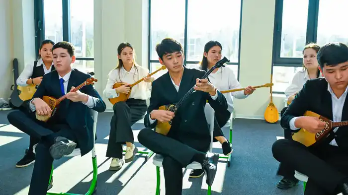 В Жанаозене впервые открылся современный Дворец школьников (5)