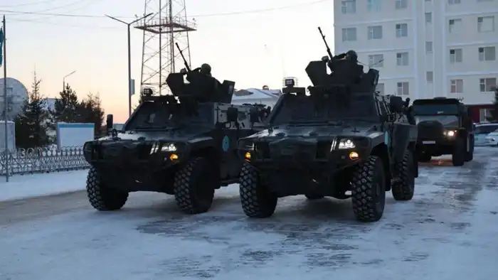 Более 700 солдат приняли присягу в Астане (2)