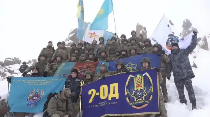 Курсанты силовых вузов покорили 3500-метровый пик в Заилийском Алатау (4)