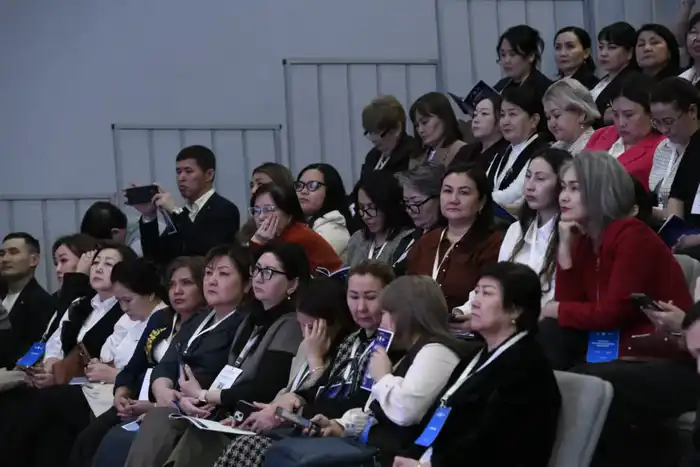 В Астане прошла республиканская научно-методическая конференция (7)