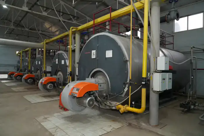 НУРАЛХАН КУШЕРОВ ПРОВЕРИЛ РАБОТУ ТЕПЛОЦЕНТРАЛИ В ТУРКЕСТАНЕ (3)