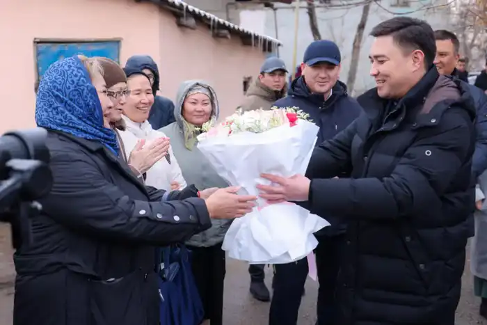 ЗЕЛЁНАЯ БАЛКА: СЕМЬИ ВЕТХОГО ЖИЛЬЯ ПЕРЕСЕЛИЛИ В ШЫМКЕНТЕ (7)