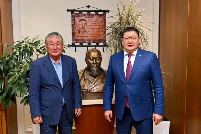 Аким области встретился с Иранбеком Оразбаевым (4)