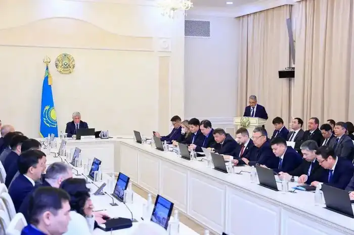 Стадион «Шахтёр» в Караганде готовят к требованиям UEFA (2)