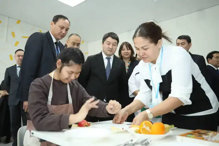 В Жанаозене состоялось техническое открытие реабилитационного центра для детей с особыми потребностями (4)