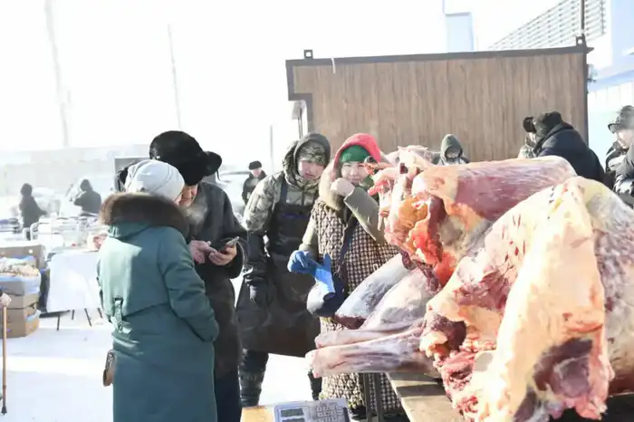 Доступные цены и широкий ассортимент продукции: ярмарка выходного дня проходит в Астане (3)