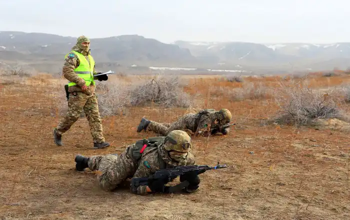 В условиях, приближенных к боевым: как готовят разведчиков ДШВ (2)