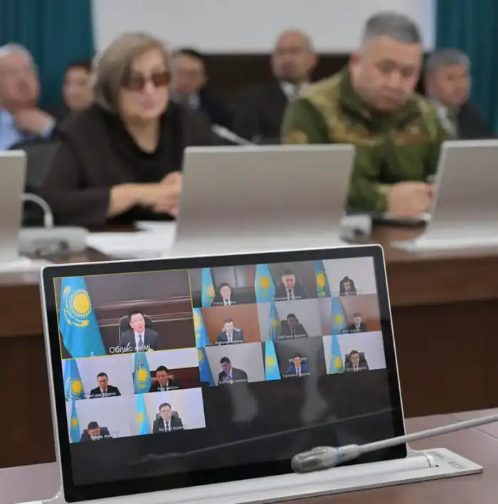 В акимате области прошло рабочее совещание, где рассмотрели итоги социально-экономического развития региона за 2025 год, исполнение Региональной карты занятости и освоение бюджетных средств (6)