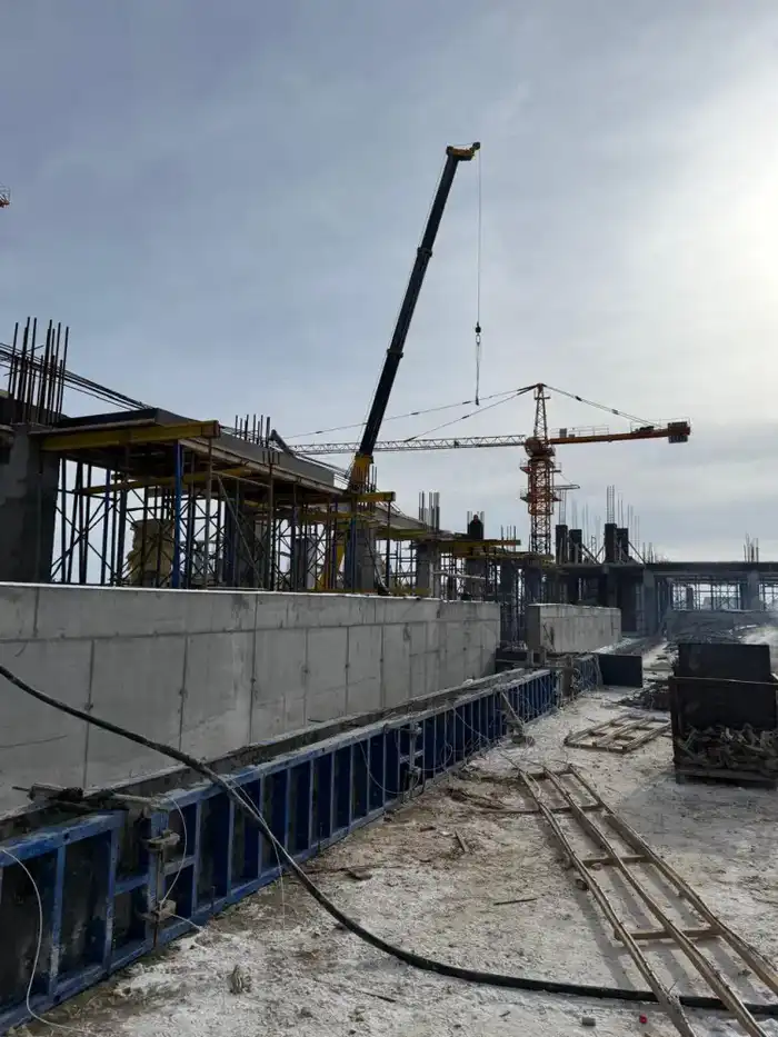 Строительство многофункционального спортивного комплекса в Кызылорде набирает обороты (2)