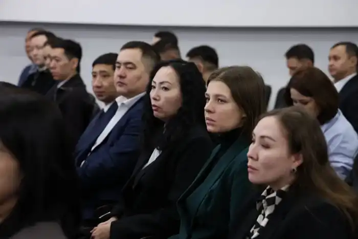 Магистранты Академии правосудия при Высшем Судебном Совете приняли участие в выездной лекции, проведённой в Кассационном суде по гражданским делам (3)