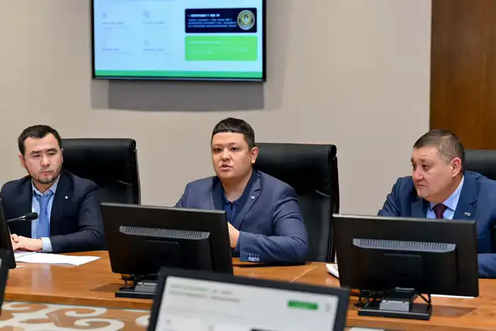 Аким области встретился с представителями АО «Транстелеком» (7)