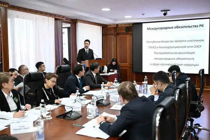 Обсужден ход исполнения международных антикоррупционных рекомендаций (2)