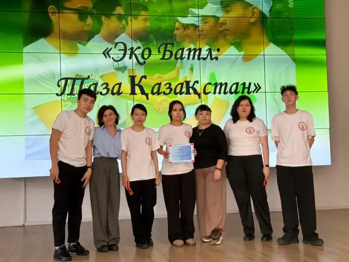 В СКО прошел «Эко-Батл: Таза Қазақстан» - студенты обсудили экологию и чистоту в формате интеллектуальной игры (5)