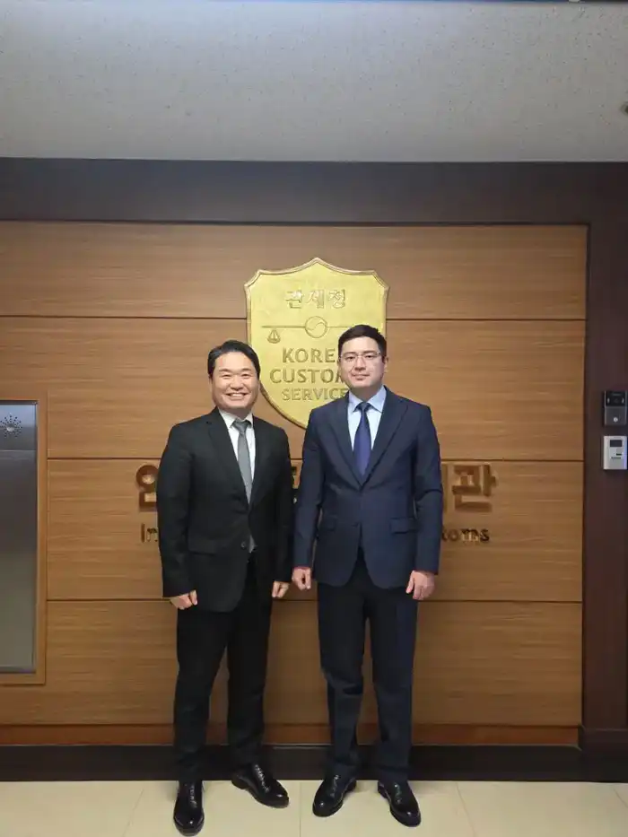 Представитель КГД МФ РК встретился с директором Таможни аэропорта Инчхон (4)