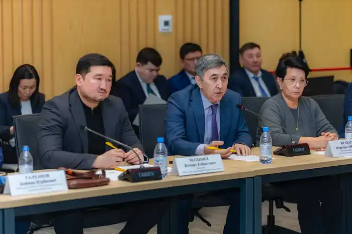 Казахстан переходит к системному управлению несырьевым экспортом (9)