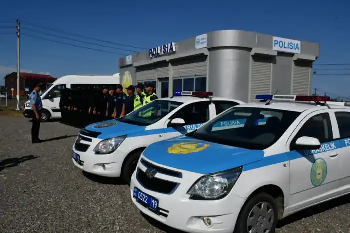 В области Жетісу на побережье Алаколя устанавливают новые объекты сервиса и безопасности (6)