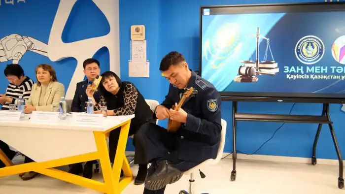 Интеллектуальную игру по обеспечению правопорядка провели среди столичных школьников (3)