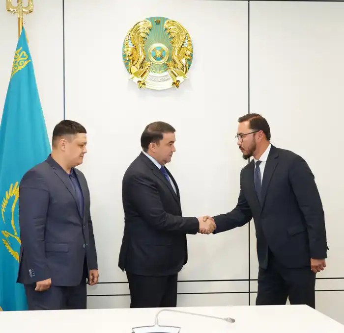 АКИМАТ ТУРКЕСТАНСКОЙ ОБЛАСТИ И КОМПАНИЯ HIKVISION KAZAKHSTAN ПОДПИСАЛИ МЕМОРАНДУМ (4)