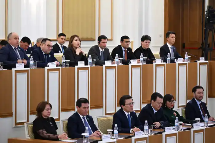 Состоялось первое заседание Комиссии по Конституционной реформе (4)