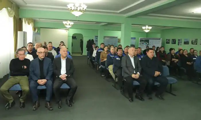 Награждены работники коммунальных учреждений (5)