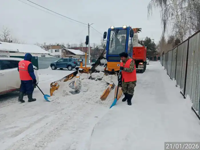 За ночь из Астаны вывезли около 24 тысяч кубометров снега (2)