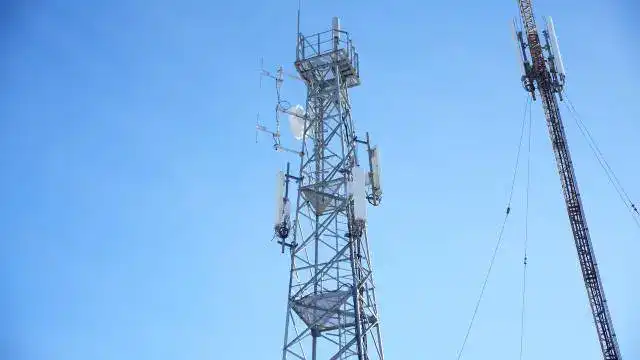 В Зайсанском районе завершено возведение антенно-мачтового сооружения (4)