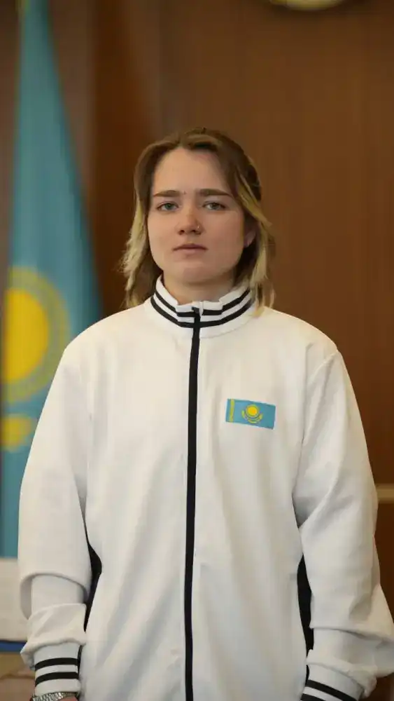 Аким ВКО встретился со спортсменами, участвующими в XXV зимних Олимпийских игр (5)