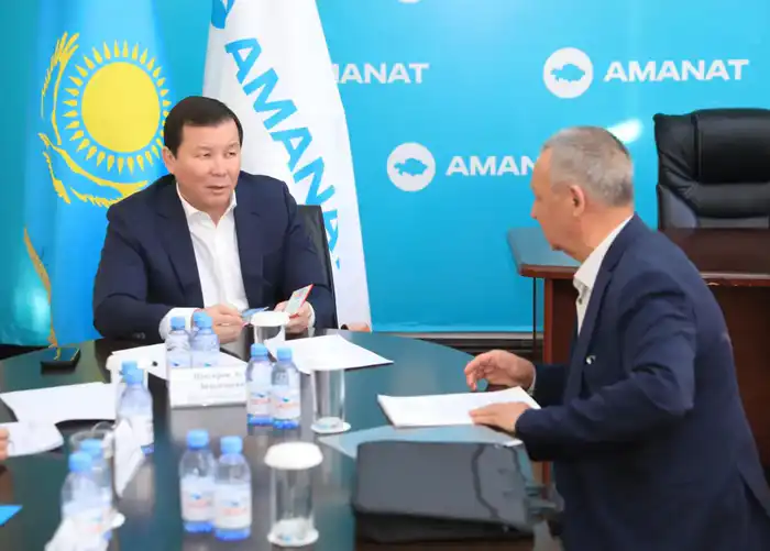 Актюбинцев приняли по личным вопросам (3)