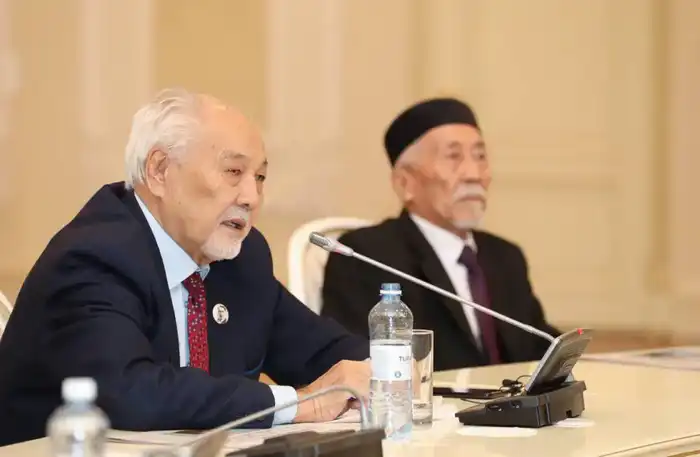 В Мангистау речь Главы государства на Национальном курултае обсудили с интеллигенцией региона (6)