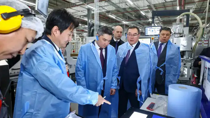 Премьер-министр посетил ряд предприятий Алматинской области и ознакомился с объемами привлеченных инвестиций (3)