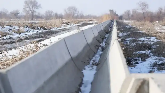 Лимиты водопользования, строительство водохранилищ, поддержка сельского предпринимательства: Канат Бозумбаев посетил область Жетісу (7)