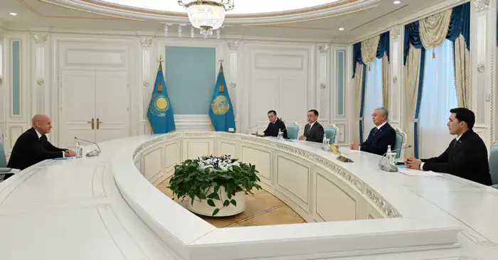 Награждение Йохана Элиаша