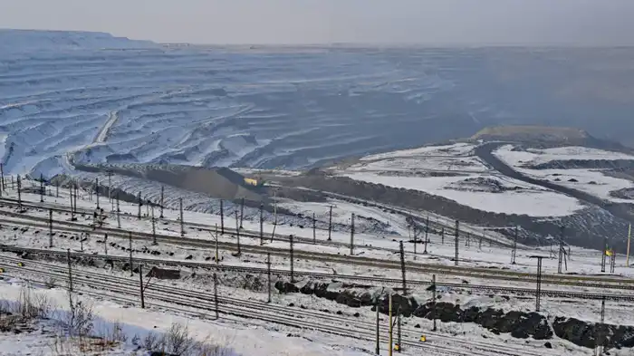 Аким Павлодарской области проверил экологическую ситуацию на угольных разрезах Экибастуза (4)