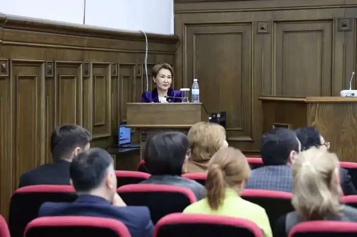 В Академии правосудия при Высшем Судебном Совете проведён очередной курс повышения квалификации для судей специализированных межрайонных экономических судов (2)