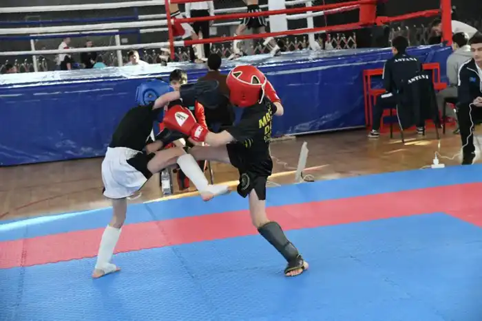 «Таза Қазақстан»: Астанада мектеп оқушыларына арнап ауқымды іс-шара ұйымдастырылды (2)