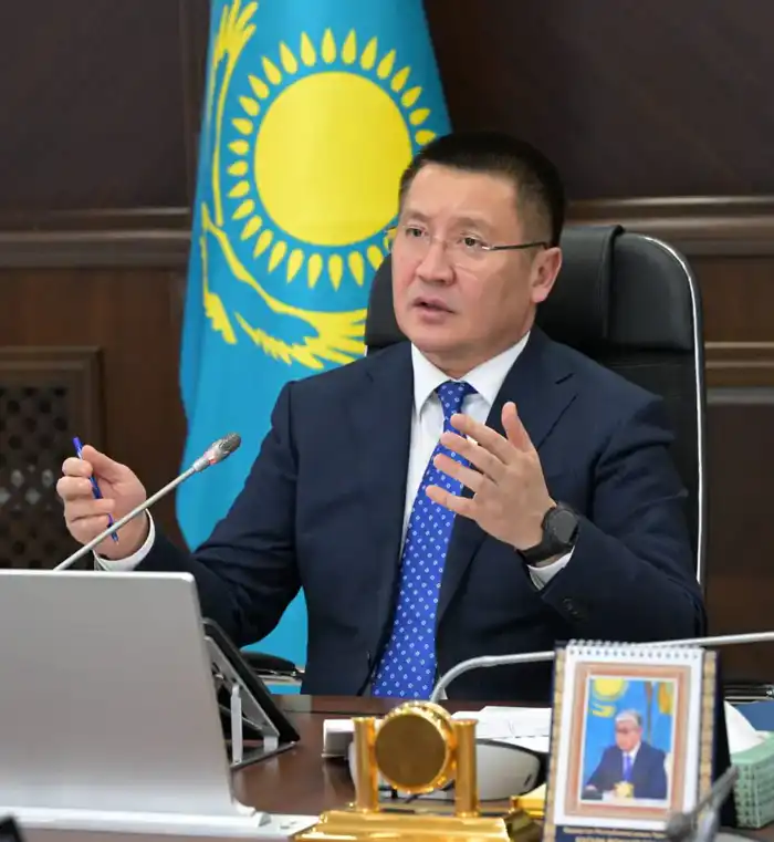 В акимате области подвели итоги работы здравоохранения за 2025 год и обсудили развитие зимних видов спорта (7)