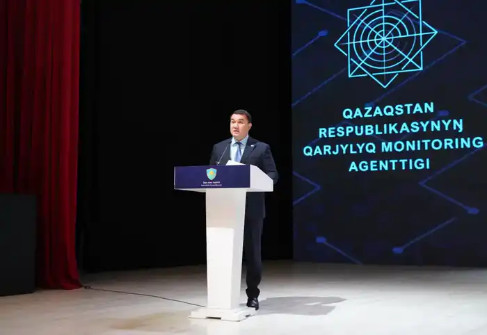 ЦИФРЛАНДЫРУ ЖӘНЕ ЖАСАНДЫ ИНТЕЛЛЕКТ: ТҮРКІСТАНДА ҚАРЖЫЛЫҚ ҚАУІПСІЗДІК МӘСЕЛЕСІ ТАЛҚЫЛАНДЫ (3)