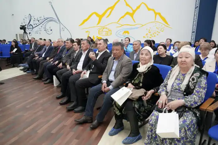 «Мустафа Шокай – великий сын всех тюркских народов»: в Астане прошла международная научно-практическая конференция (5)