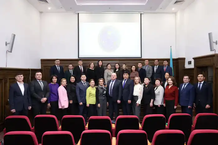 В Академии правосудия при Высшем Судебном Совете проведён очередной курс повышения квалификации для судей специализированных межрайонных экономических судов (5)