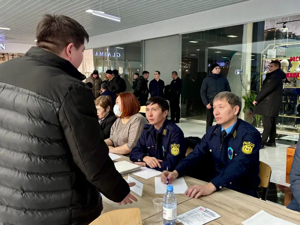 В рамках реализации идеологии «Закон и порядок» 26 февраля 2026 года Департаментом юстиции совместно с прокуратурой области проведена областная ярмарка вакансий «Еңбек қолдау» (3)