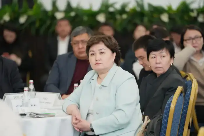 В Казахстане обновляют профстандарты нефтегазовой отрасли (4)