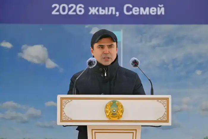 «Абайға құрмет»: в Семее началось строительство Площади государственных символов (7)