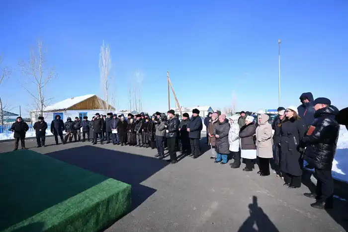 В Аксуатском районе в двух селах открылись медицинские пункты (2)