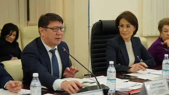 ЗАКОН, КОНТРОЛЬ И ОТВЕТСТВЕННОСТЬ: МИНЗДРАВ РК ОПРЕДЕЛИЛ НОВЫЕ ПРАВИЛА РАЗВИТИЯ ЗДРАВООХРАНЕНИЯ (2)