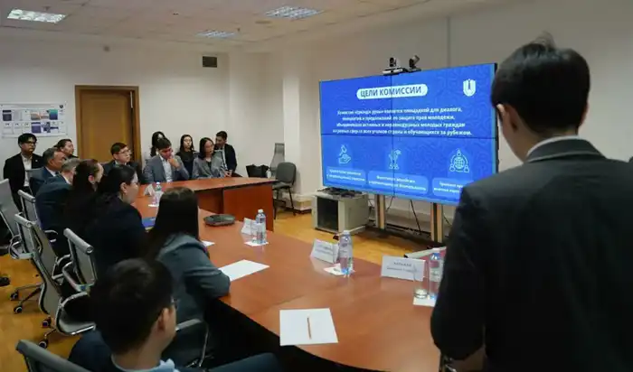 Национальный правозащитный центр посетили студенты ЕНУ (4)