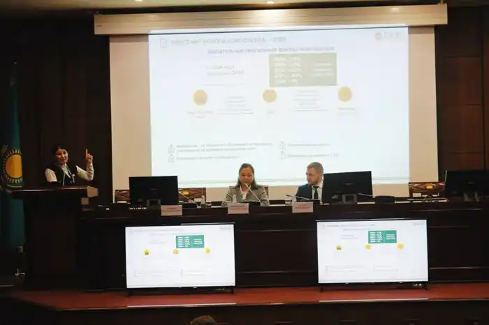 В национальном правозащитном центре обсудили вопросы соблюдения социальных гарантий госслужащих (5)