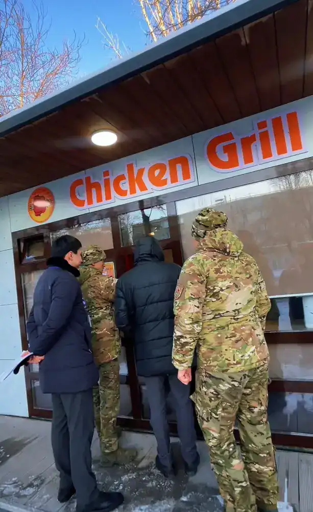 Как предупредить пожары в заведении, разъясняли владельцам кафе и ресторанов в столичном районе Сарыарка (2)