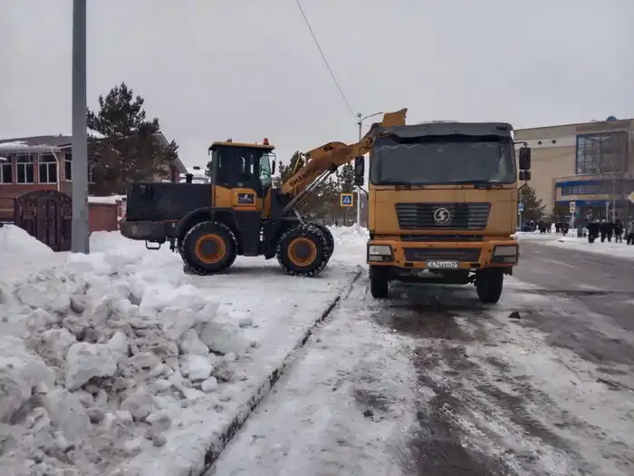С начала зимнего периода из столицы вывезли более 5,2 млн кубометров снега (4)