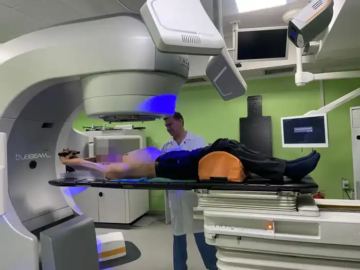 ИИ в онкологии Алматы: от диагностики до роботизации — как развивается помощь пациентам (2)