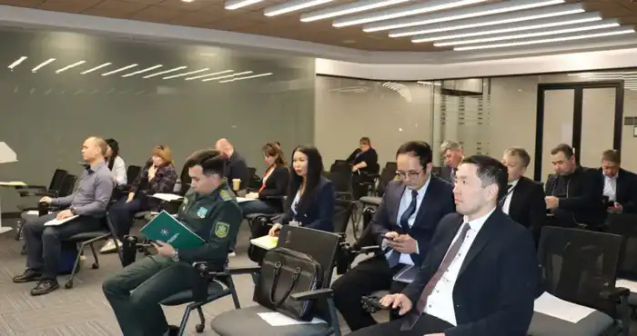 В ААК состоялся брифинг для национальных авиаперевозчиков по вопросам INAD и использованию API/PNR (2)